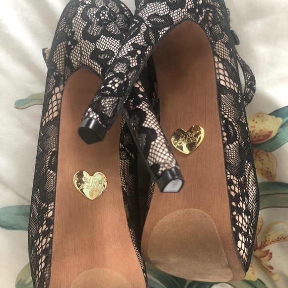 Betsey Johnson Ellaa Mary Jane Platform Pumps - Picture 3 of 5
